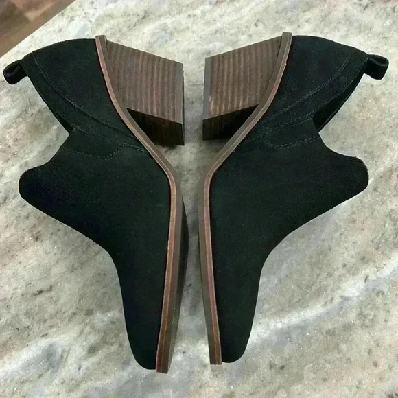 Lucky Brand Womens Vennia Ankle Boots Black Nubuck Leather Block Heel Size 8.5M - Picture 8 of 8
